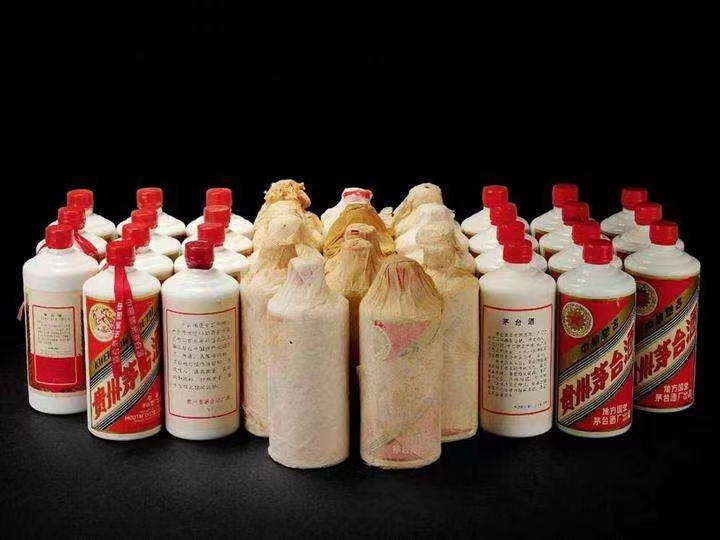 龙泉驿日照岚山回收酒价格哪里回收(附近上门回收茅台酒）?